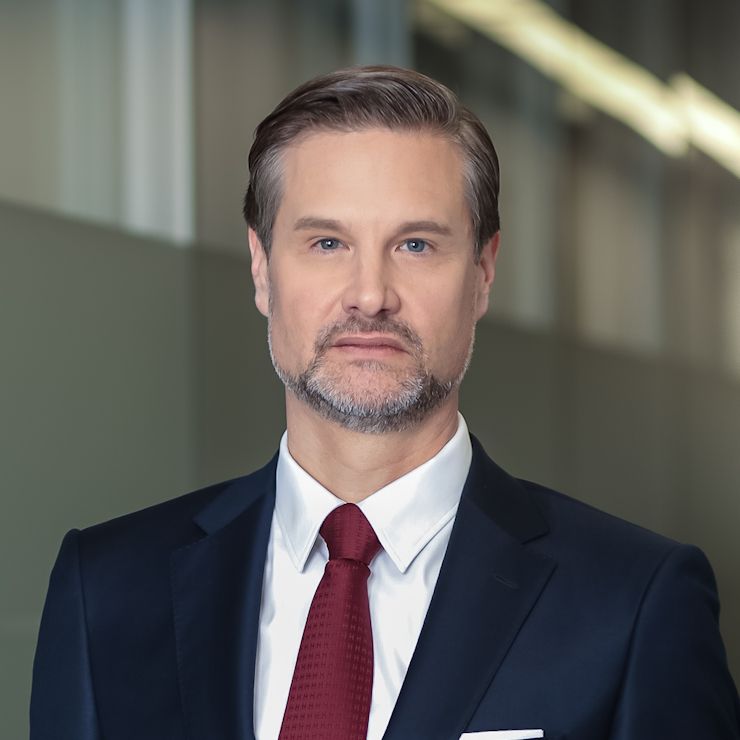 Dr. Andreas